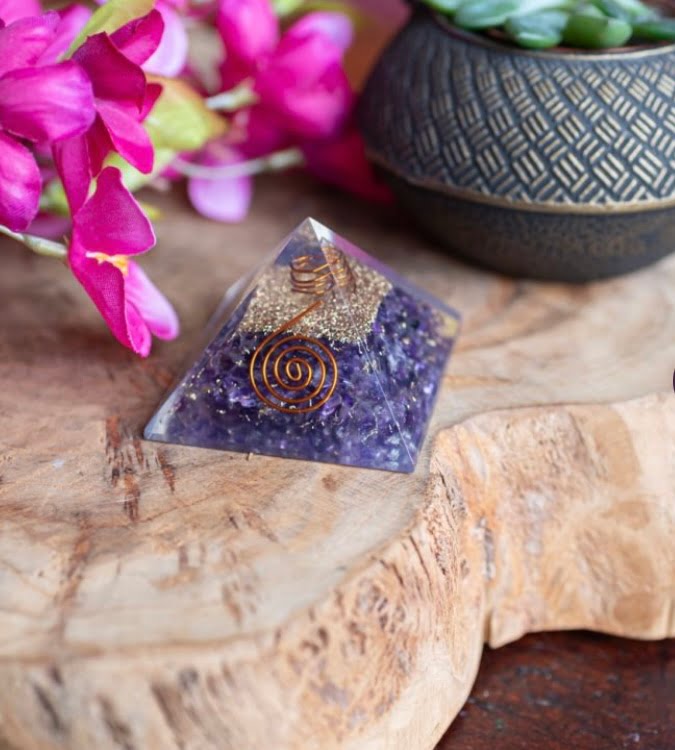 Orgonite piramide Amethist - Afbeelding 3